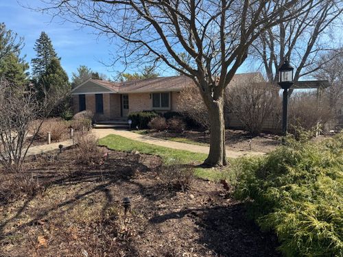 635 Signal Hill Rd, North Barrington, IL, 60010-1962 | Card Image