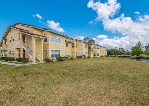 2223-437 Vista Isles Dr, Plantation, FL, 33325-6157 | Card Image