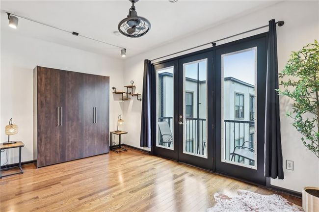 UNIT-3601 - 5300 Peachtree Rd, Condo with 1 bedrooms, 1 bathrooms and 2 parking in Chamblee GA | Image 6