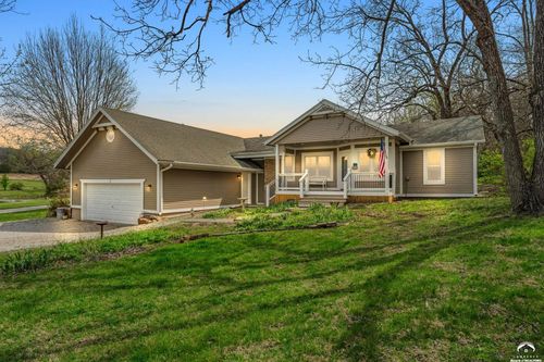 1901 N 600 Road, Baldwin City, KS, 66006 | Card Image