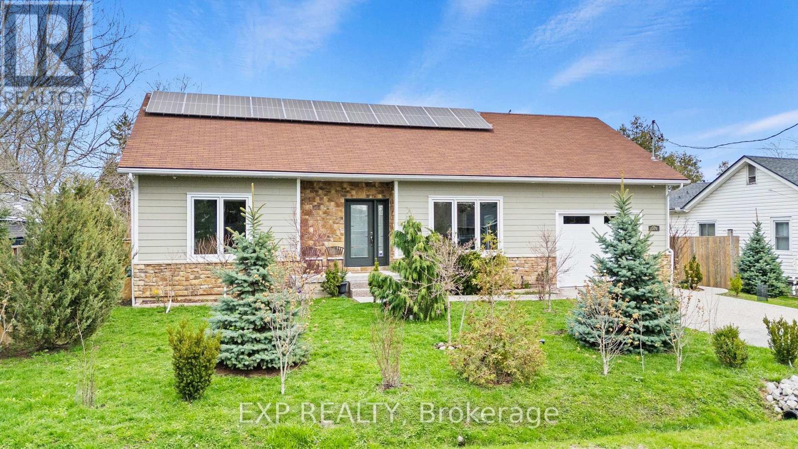 Residential in Fort Erie (Crystal Beach) 3
