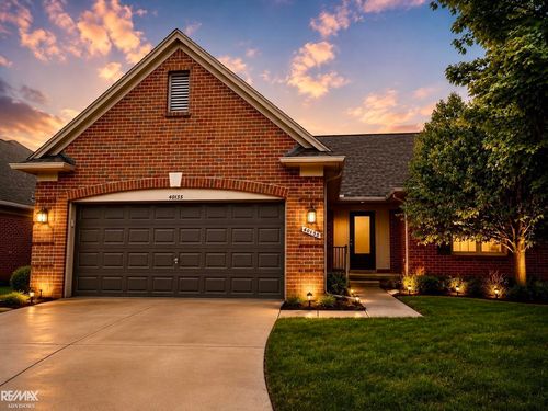 40135 Streamwood Ct, Sterling Heights, MI, 48310-7808 | Card Image