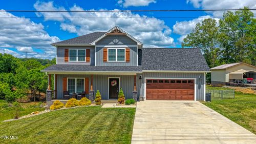 119 Sturbridge Ln, Church Hill, TN, 37642-4703 | Card Image
