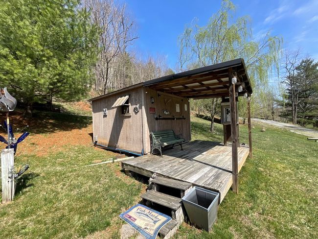 3550 Old River Ln, House other with 2 bedrooms, 2 bathrooms and 558 parking in Independence VA | Image 44