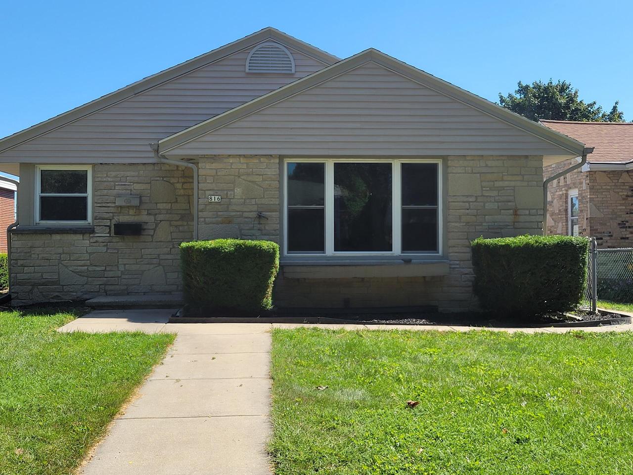 115th St, Milwaukee, WI 53214
