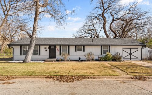 511 N Ricketts St, Sherman, TX, 75092-5661 | Card Image