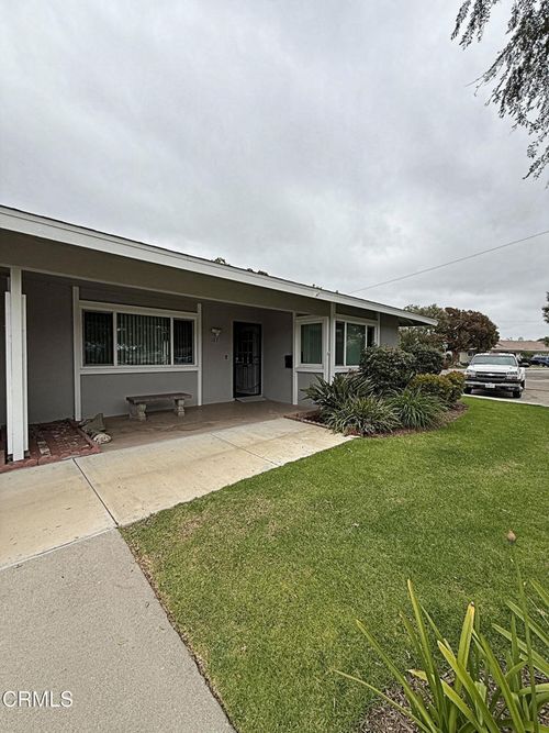 187 E Bowling Grn, Port Hueneme, CA, 93041-1918 | Card Image