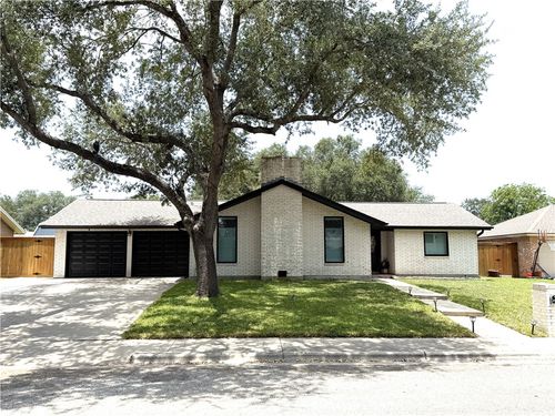1413 Alta Vista St, Alice, TX, 78332-4041 | Card Image