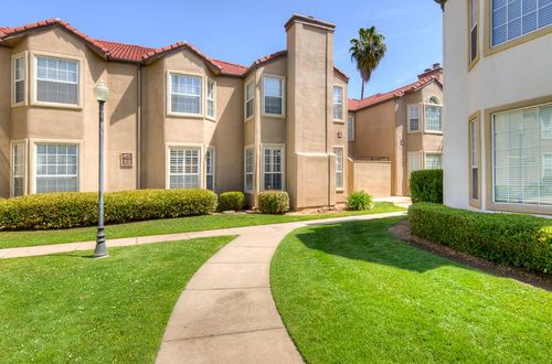 126-8153 N Cedar Avenue, Fresno, CA, 93720 | Card Image