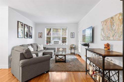 apt-2n-83 Austin St, Kew Gardens, NY, 11415-1813 | Card Image