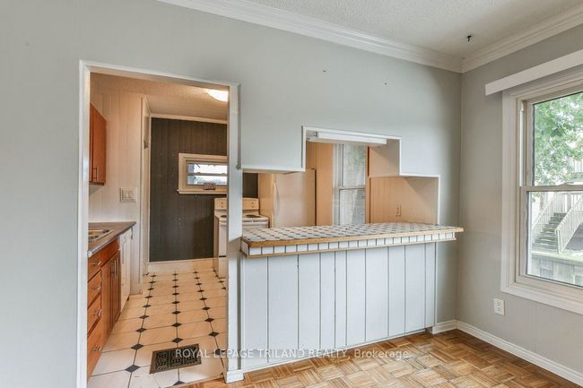 10 Linwood St, Home with 4 bedrooms, 2 bathrooms and 3 parking in London ON | Image 7