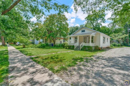 1923 Barker Ave, Lawrence, KS, 66046-3139 | Card Image