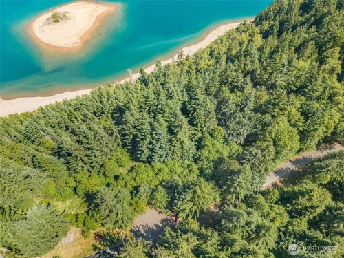 210 Scenic Ln, Mossyrock, WA, 98564-9432 | Card Image