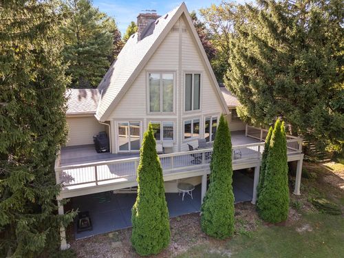 W254S6500 Mcgregor Court, VERNON, WI, 53189 | Card Image