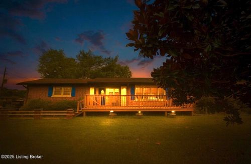 5225 Venus Dr, Louisville, KY, 40258-3348 | Card Image