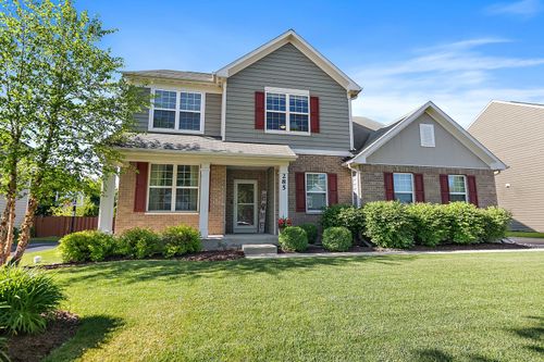 285 Monument Rd, Elgin, IL, 60124-3817 | Card Image
