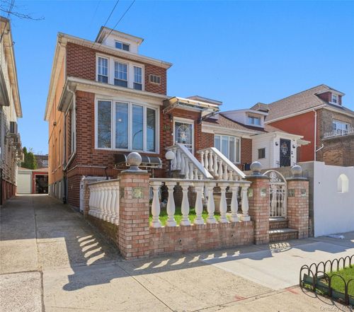 675 E 53rd St, Brooklyn, NY, 11203-5915 | Card Image