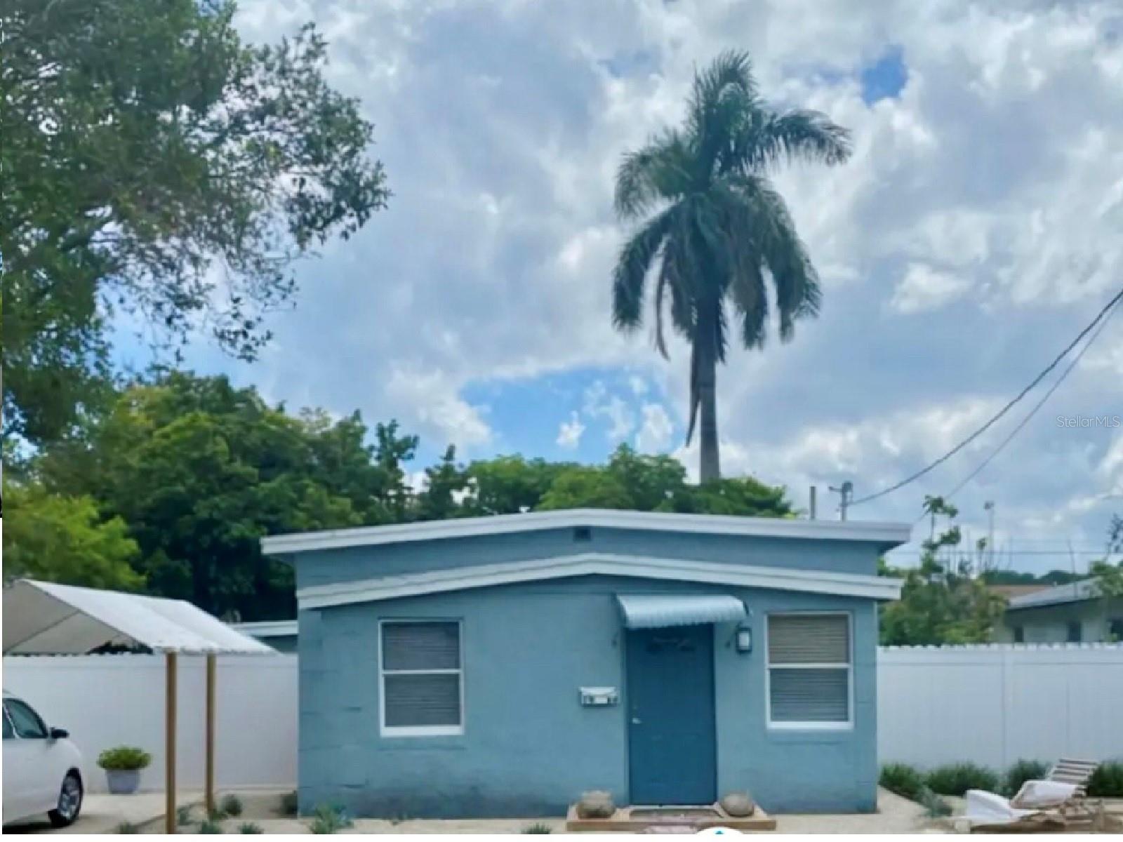10th St, Hallandale Beach, FL 33009