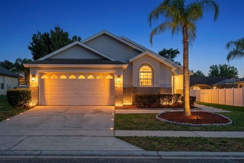 15932 Robin Hill Loop, Clermont, FL, 34714-6152 | Card Image