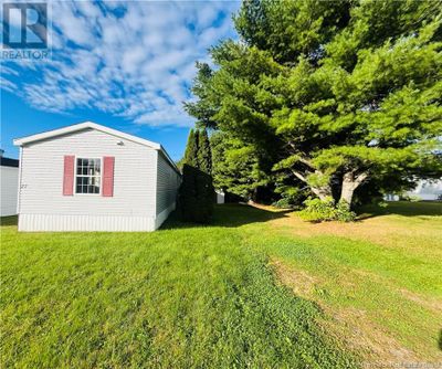 27 Mactavish Cres, House other with 3 bedrooms, 2 bathrooms and null parking in Miramichi NB | Image 1