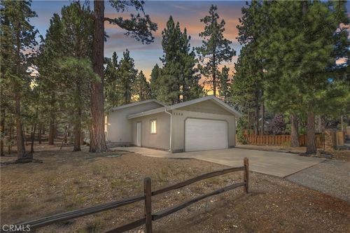 2308 Manzanita Ln, Big Bear City, CA, 92314-9680 | Card Image