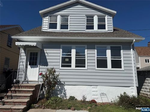 45 Rutherford Pl, North Arlington, NJ, 07031-6301 | Card Image
