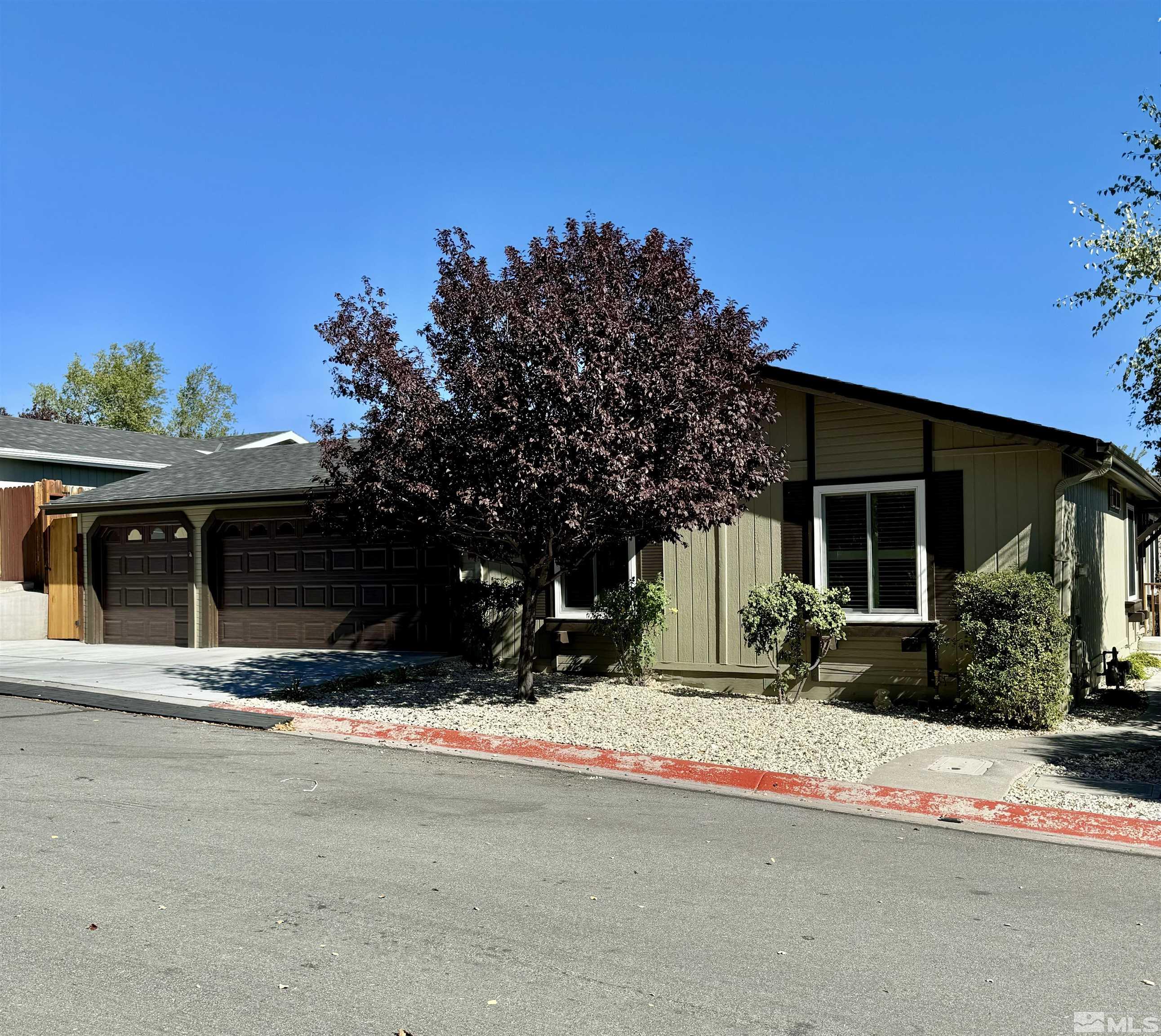 Diamond Pointe Way, Reno, NV 89506