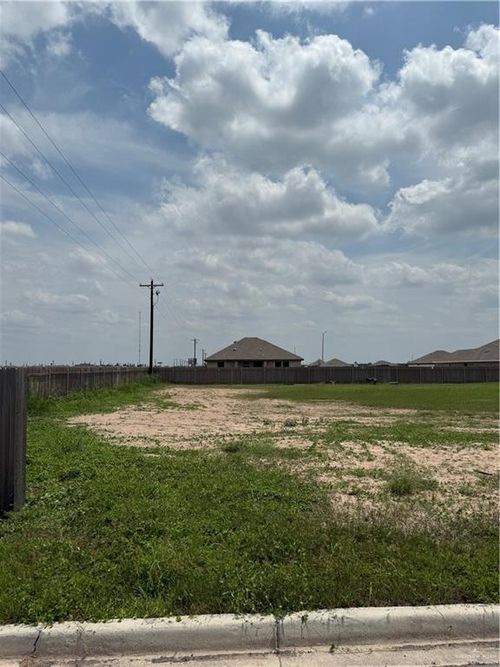 2501 Dartmouth Street, Weslaco, TX, 78596 | Card Image