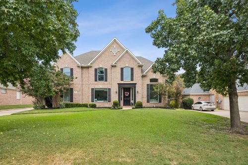 712 Ashleigh Ln, Southlake, TX, 76092-8625 | Card Image