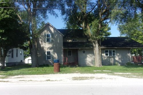 405 N Raub Ave, Donovan, IL, 60931-8066 | Card Image