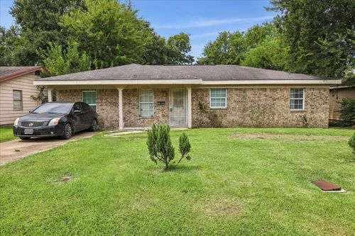 9190 Mclean St, Beaumont, TX, 77707-1223 | Card Image