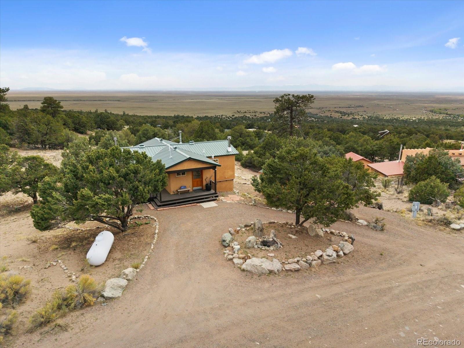 Residential in Crestone 4