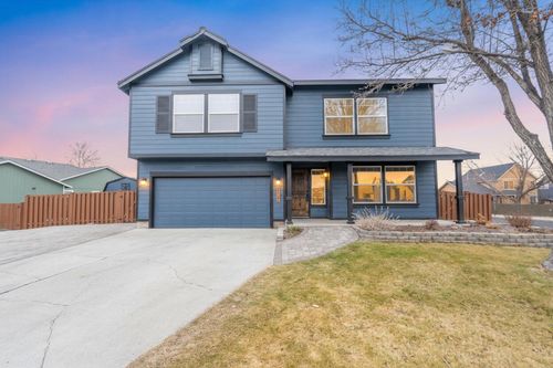 2927 Nw 17th St, Redmond, OR, 97756-1182 | Card Image