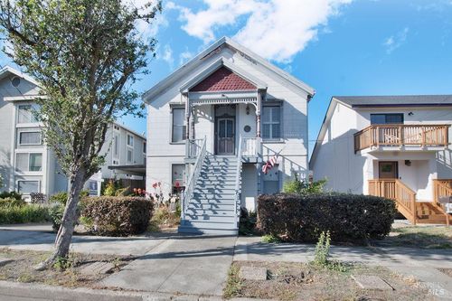 141 E F St, Benicia, CA, 94510-3226 | Card Image