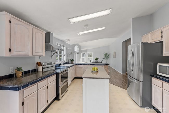 Kitchen with Eating Space | Image 9