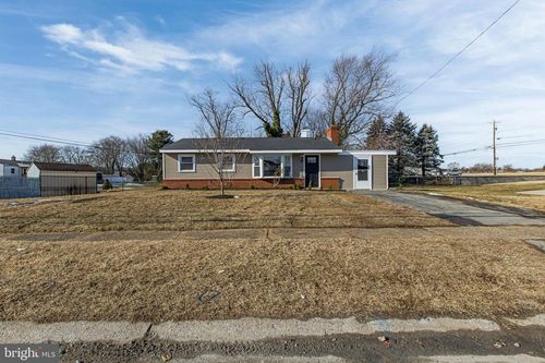 70 Prangs Ln, NEW CASTLE, DE, 19720-4063 | Card Image