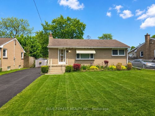 223 Winnipeg St, London, ON, N5W4T8 | Card Image