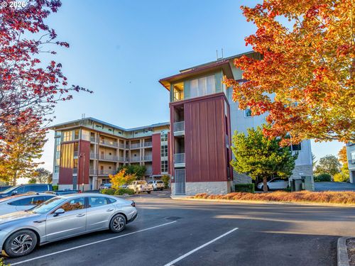 a203-3930 Abbey Ln, Astoria, OR, 97103 | Card Image