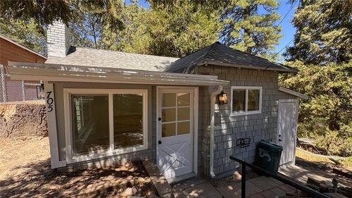 705 Ashlar Dr, Crestline, CA, 92325-9651 | Card Image