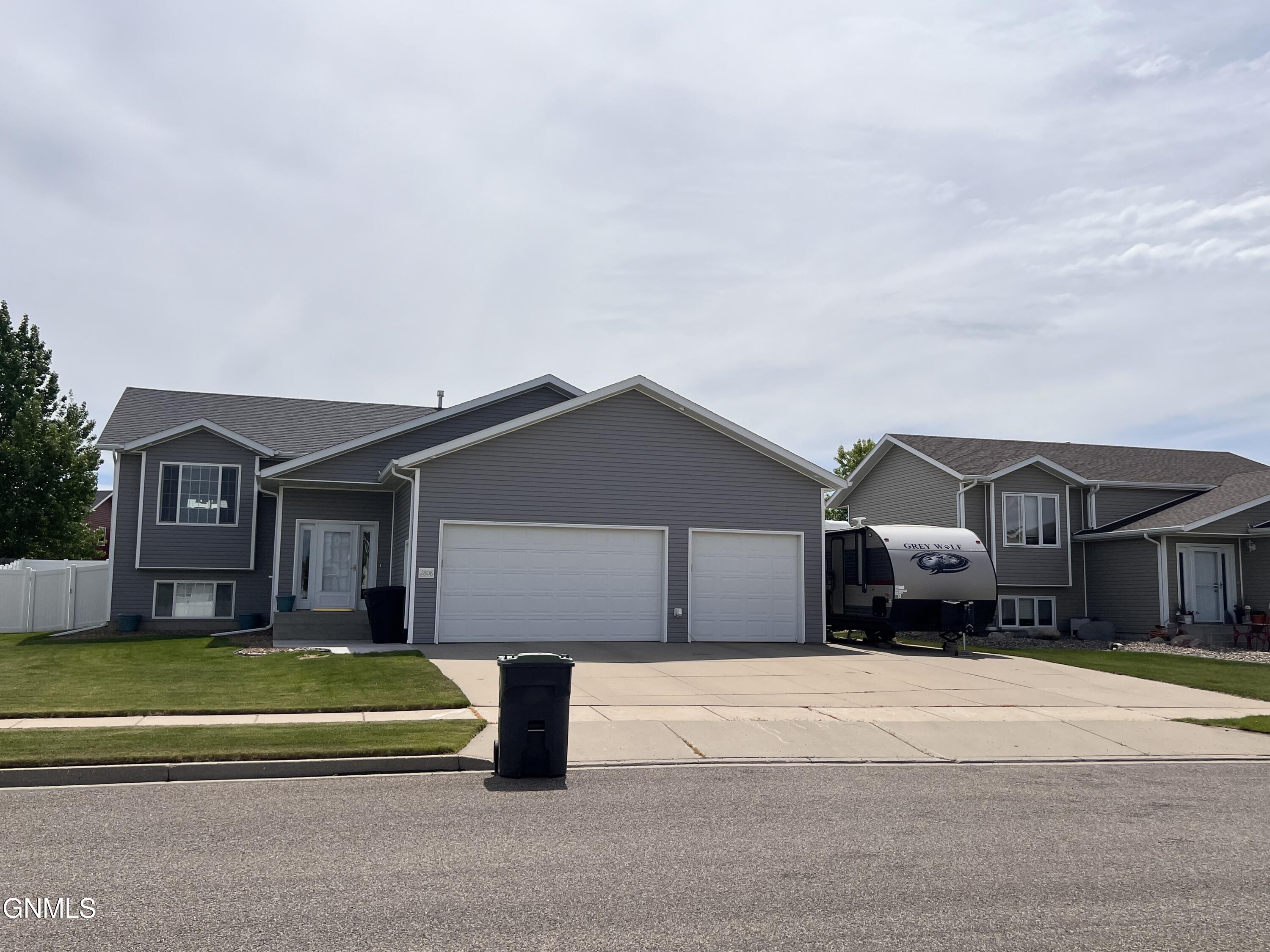 Plainview Dr, Mandan, ND 58554