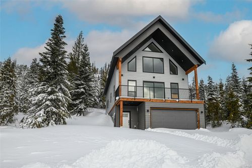 650 Arrowsmith Ave, Courtenay, BC, V9N | Card Image