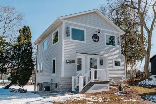 W351N5322 Road C, Oconomowoc, WI, 53066-2566 | Card Image