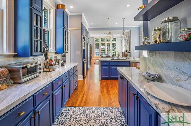 624 E Victory Dr, House other with 8 bedrooms, 5 bathrooms and null parking in Savannah GA | Image 17