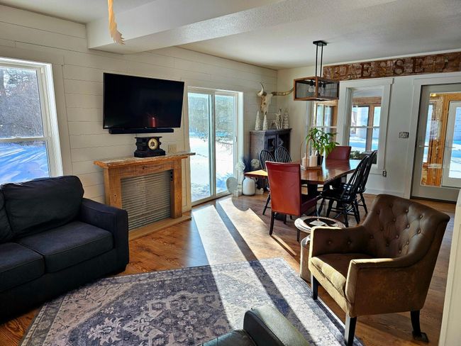 Living/Dining Room | Image 9