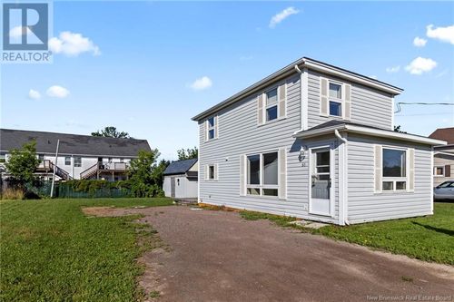 61 Mill St, Shediac, NB, E4P2H8 | Card Image