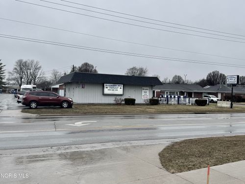 122 S Union St, Bryan, OH, 43506-1385 | Card Image