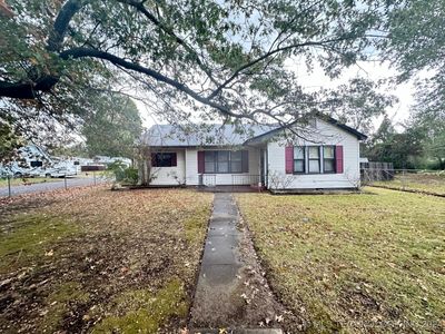 2828 Elgin Street, House other with 3 bedrooms, 2 bathrooms and null parking in Muskogee OK | Image 1