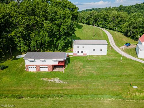 21569 State Route 16, Coshocton, OH, 43812-9404 | Card Image
