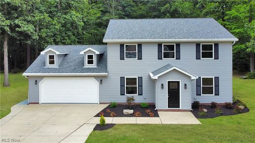 231 Ruth St, Geneva, OH, 44041-1567 | Card Image