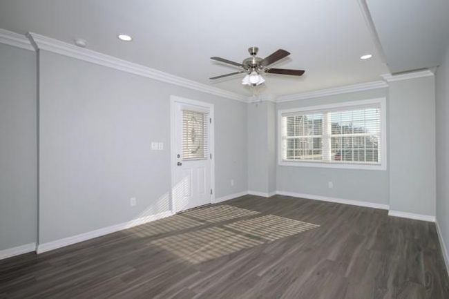 APT-3 - 311 W Main St, Condo with 1 bedrooms, 1 bathrooms and null parking in Patchogue NY | Image 5
